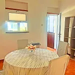 Pomalo Retreat, Your Calm Escape Near The City, Sunlit Terrace, Space & Comfort And Parking *