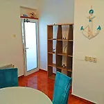 아파트 Pomalo Retreat, Your Calm Escape Near The City, Sunlit Terrace, Space & Comfort And Parking 스플리트