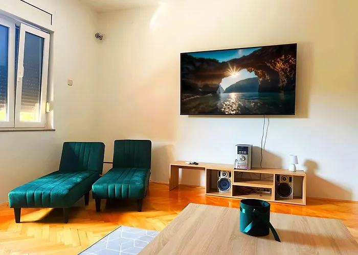 Lägenhet Pomalo Retreat, Your Calm Escape Near The City, Sunlit Terrace, Space & Comfort And Parking